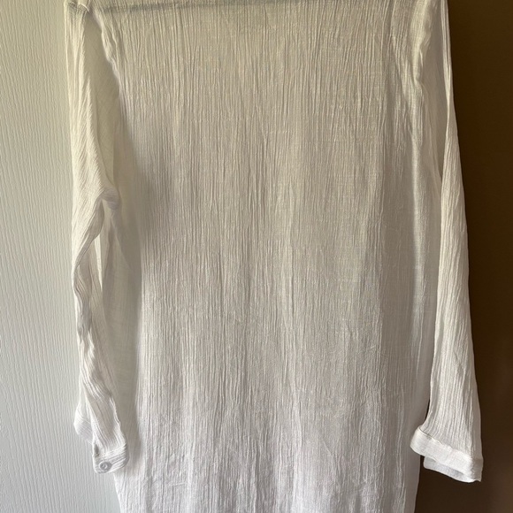 Breezy Excursion Elegant White Long Sleeve Blouse - Picture 4 of 4